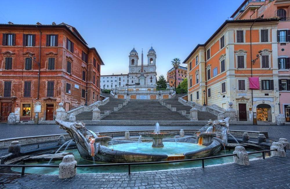 Parisii Bocca Di Leone 88 Bed & Breakfast Rome Exterior photo