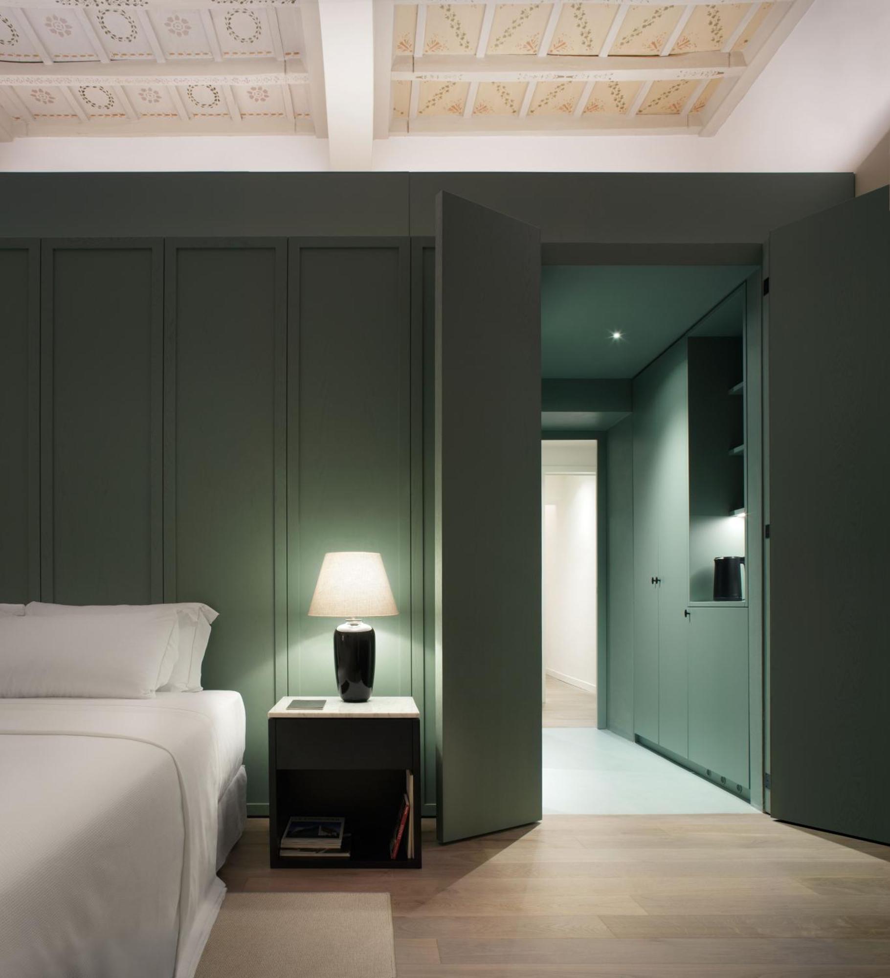 Parisii Bocca Di Leone 88 Bed & Breakfast Rome Exterior photo