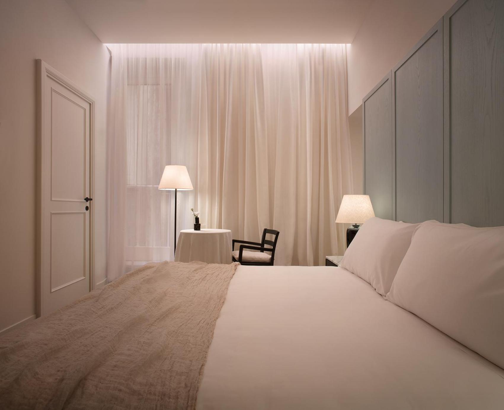 Parisii Bocca Di Leone 88 Bed & Breakfast Rome Exterior photo