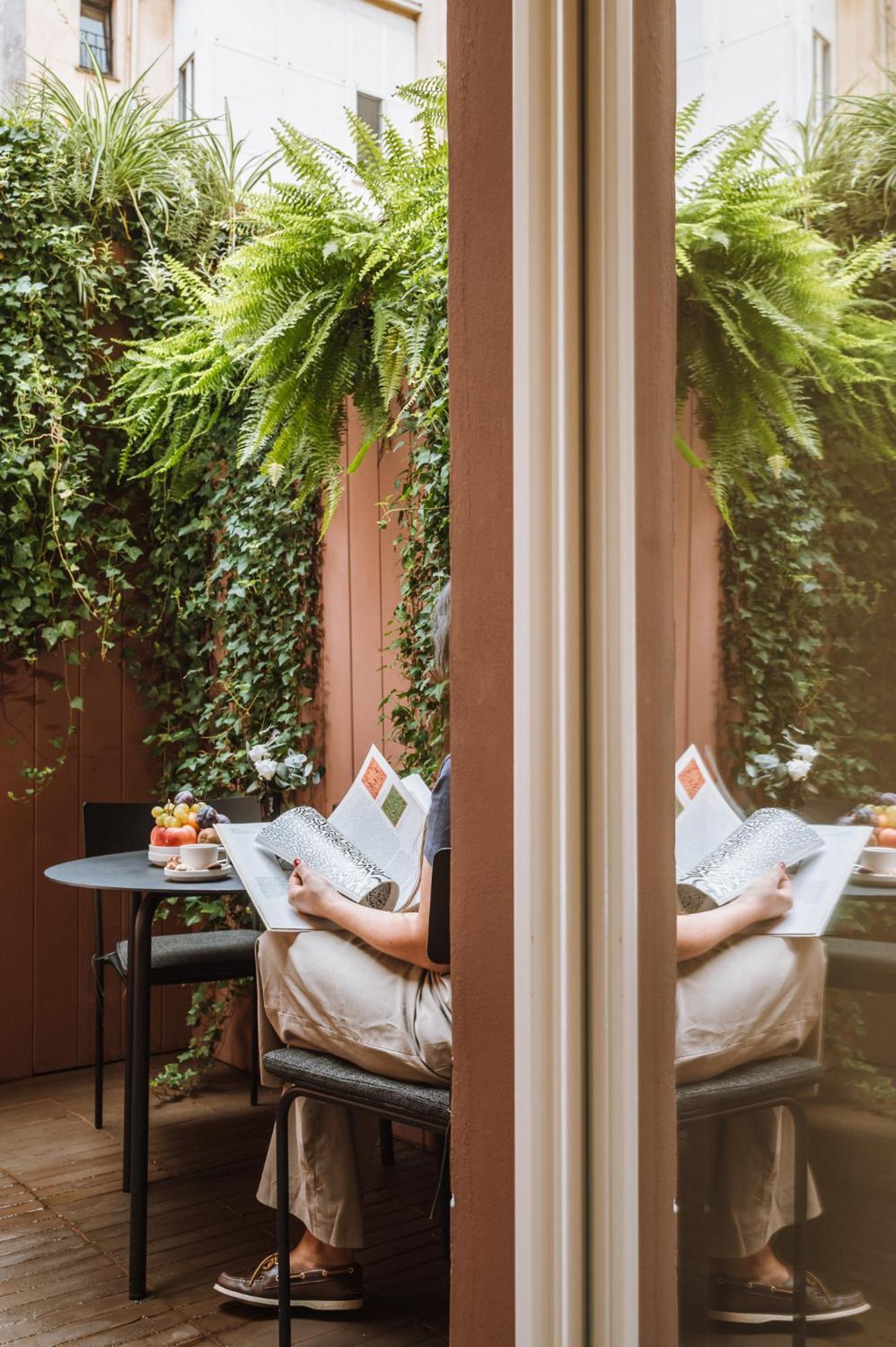 Parisii Bocca Di Leone 88 Bed & Breakfast Rome Exterior photo