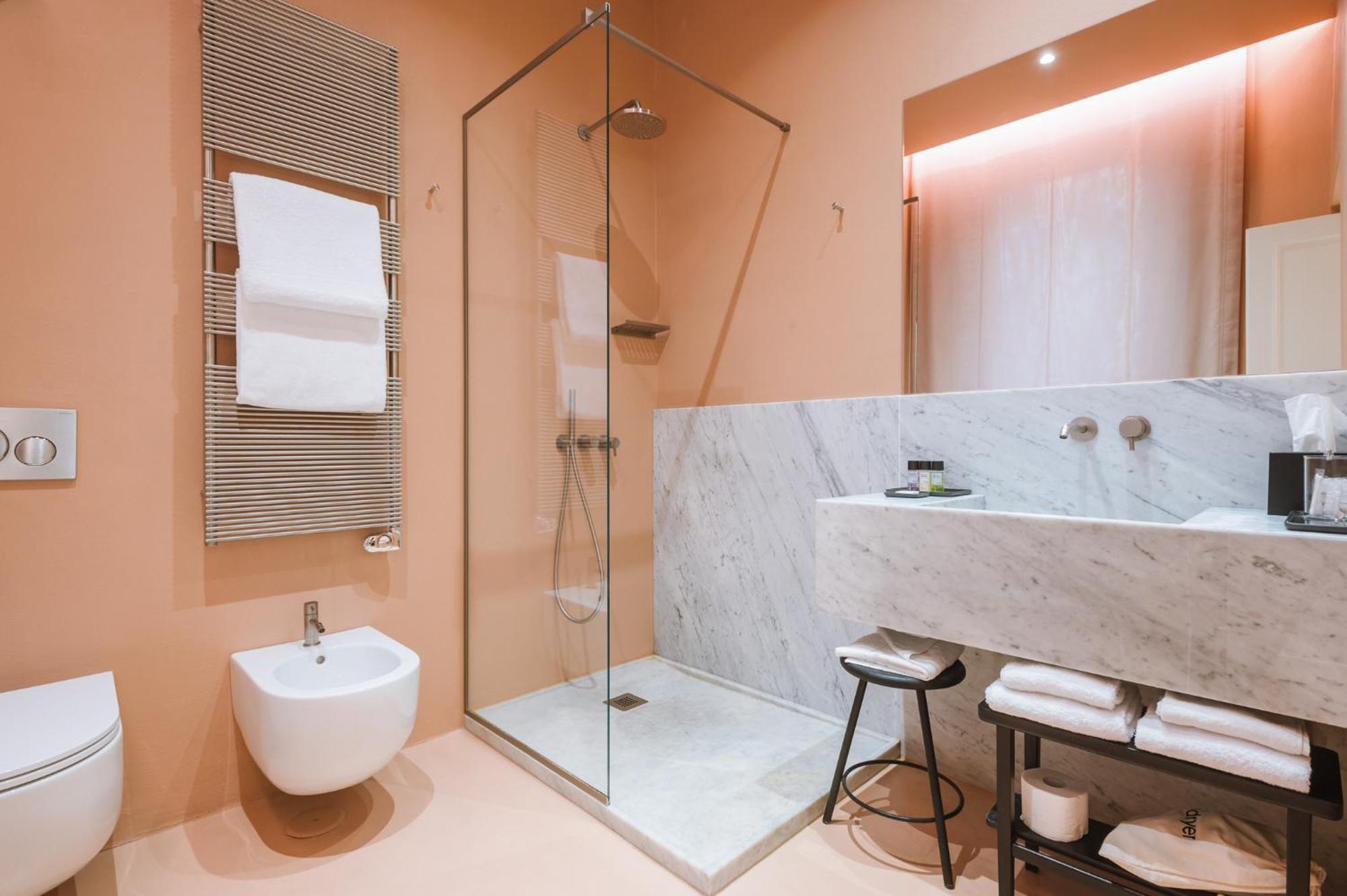 Parisii Bocca Di Leone 88 Bed & Breakfast Rome Exterior photo